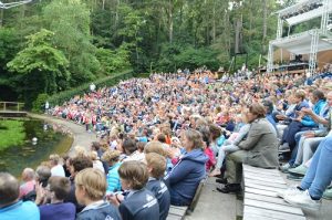 Bloemendaal huldiging